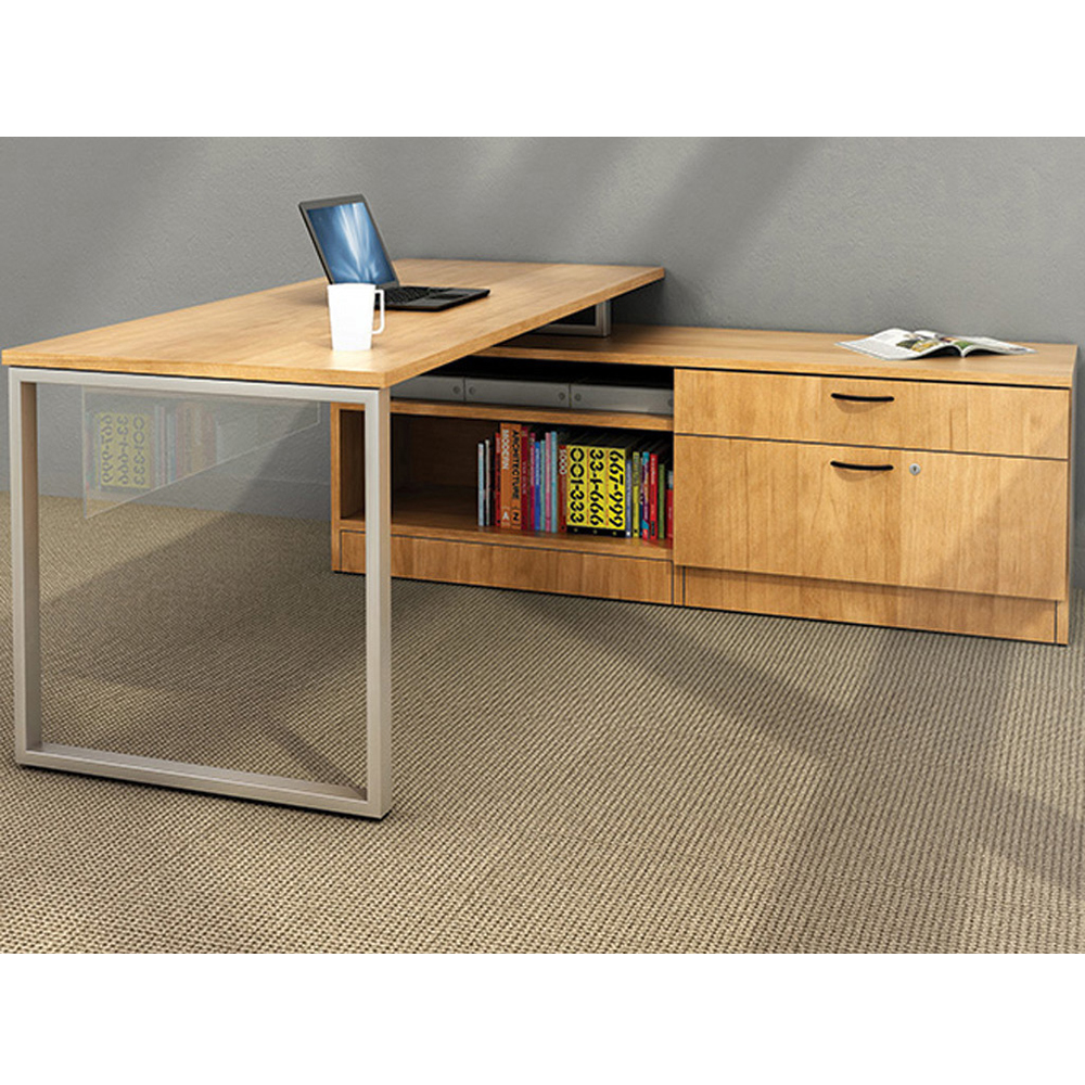 custom-office-furniture-desks-CUB-B2015-02-FOI.jpg