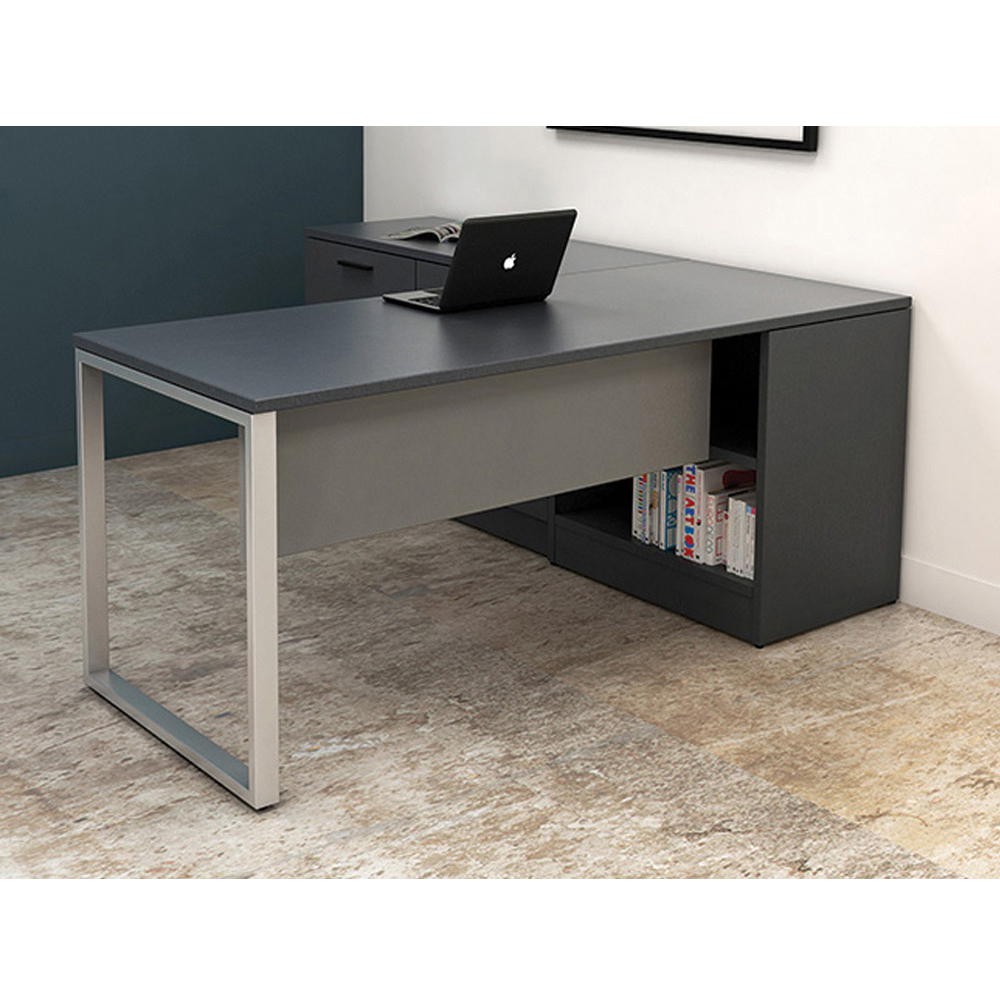 custom-office-furniture-desks-CUB-B2015-11-FOI.jpg
