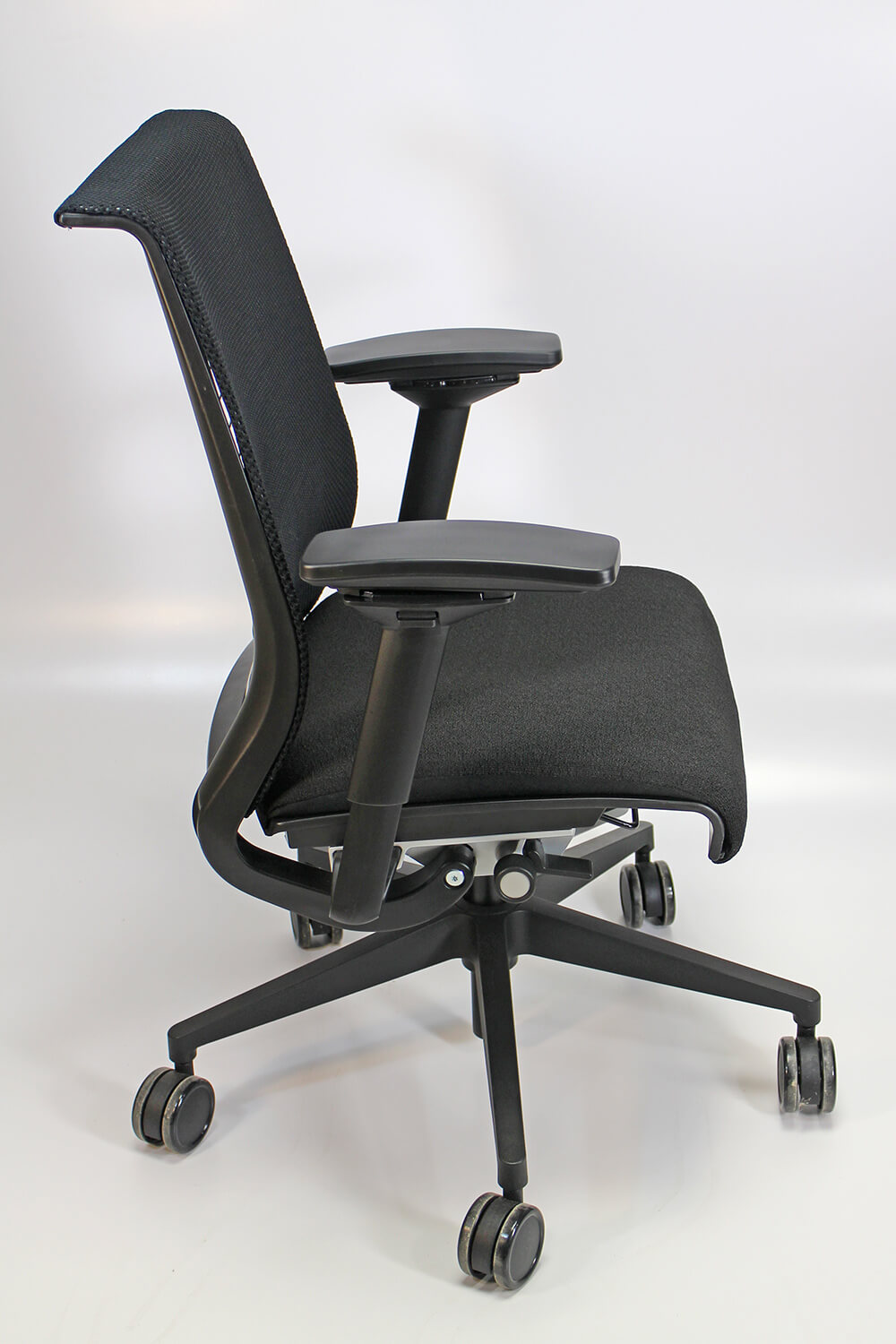 Steelcase think chair side view