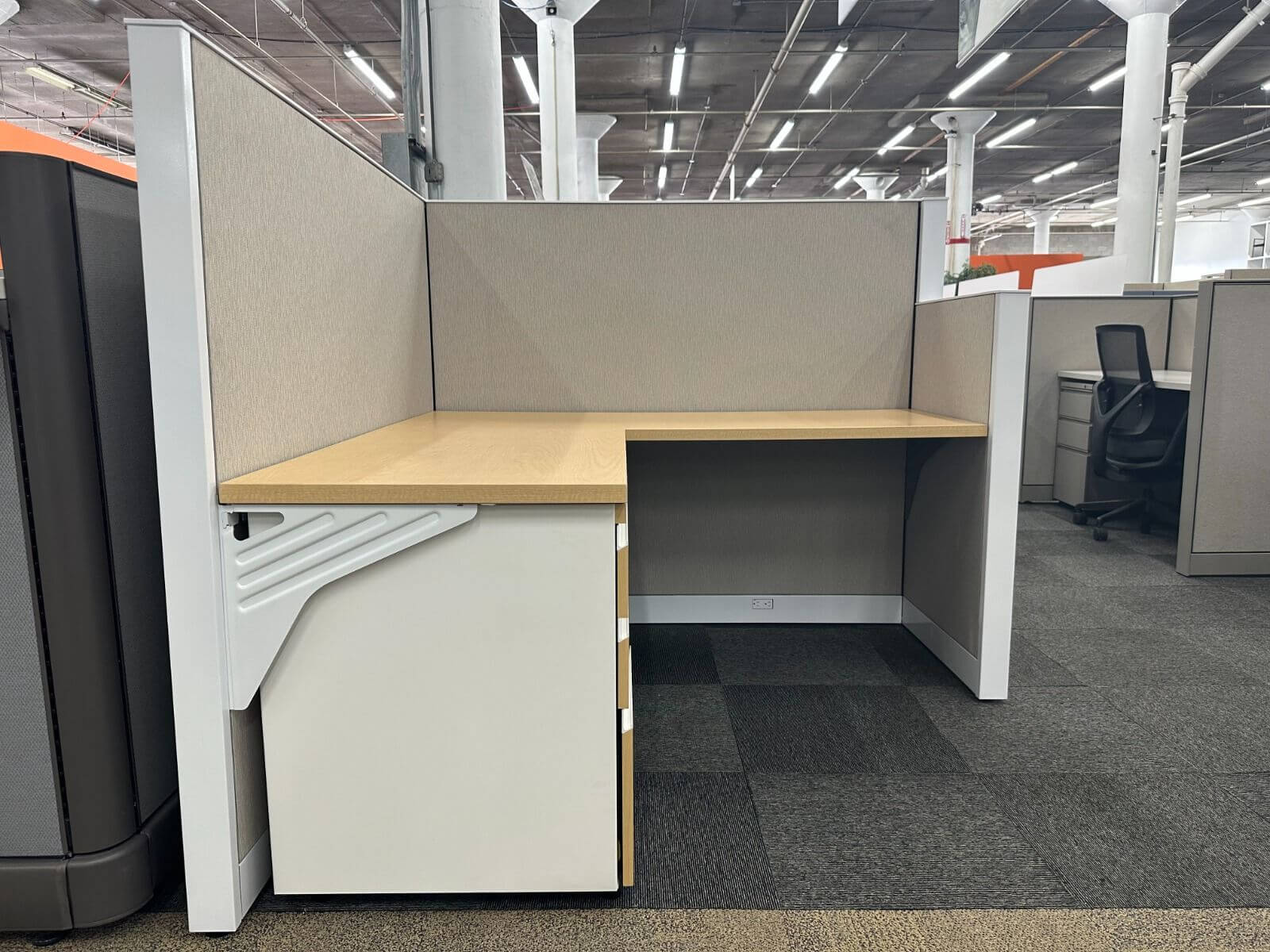 Used steelcase answer 110325 OFC3 3 Used steelcase answer 110325 OFC3 3