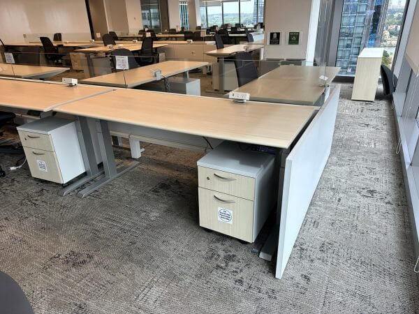 Used steelcase answer beam 022626 FSI1 3